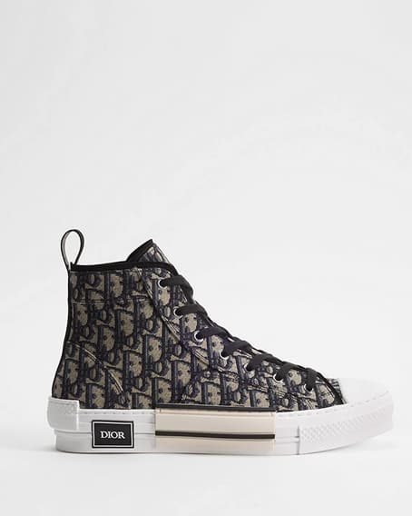 FOOTWEAR category