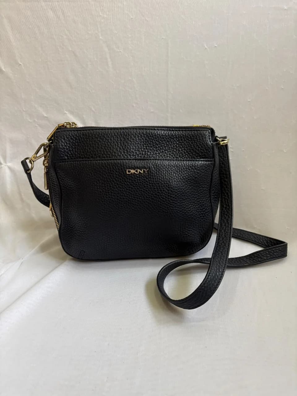 DKNY